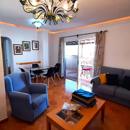 Puerto Santiago Plaza * Puerto de Santiago (Tenerife)