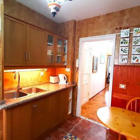 Puerto Santiago Plaza Apartman *