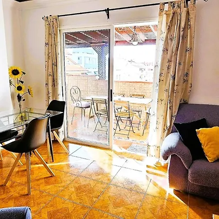 Puerto Santiago Plaza *